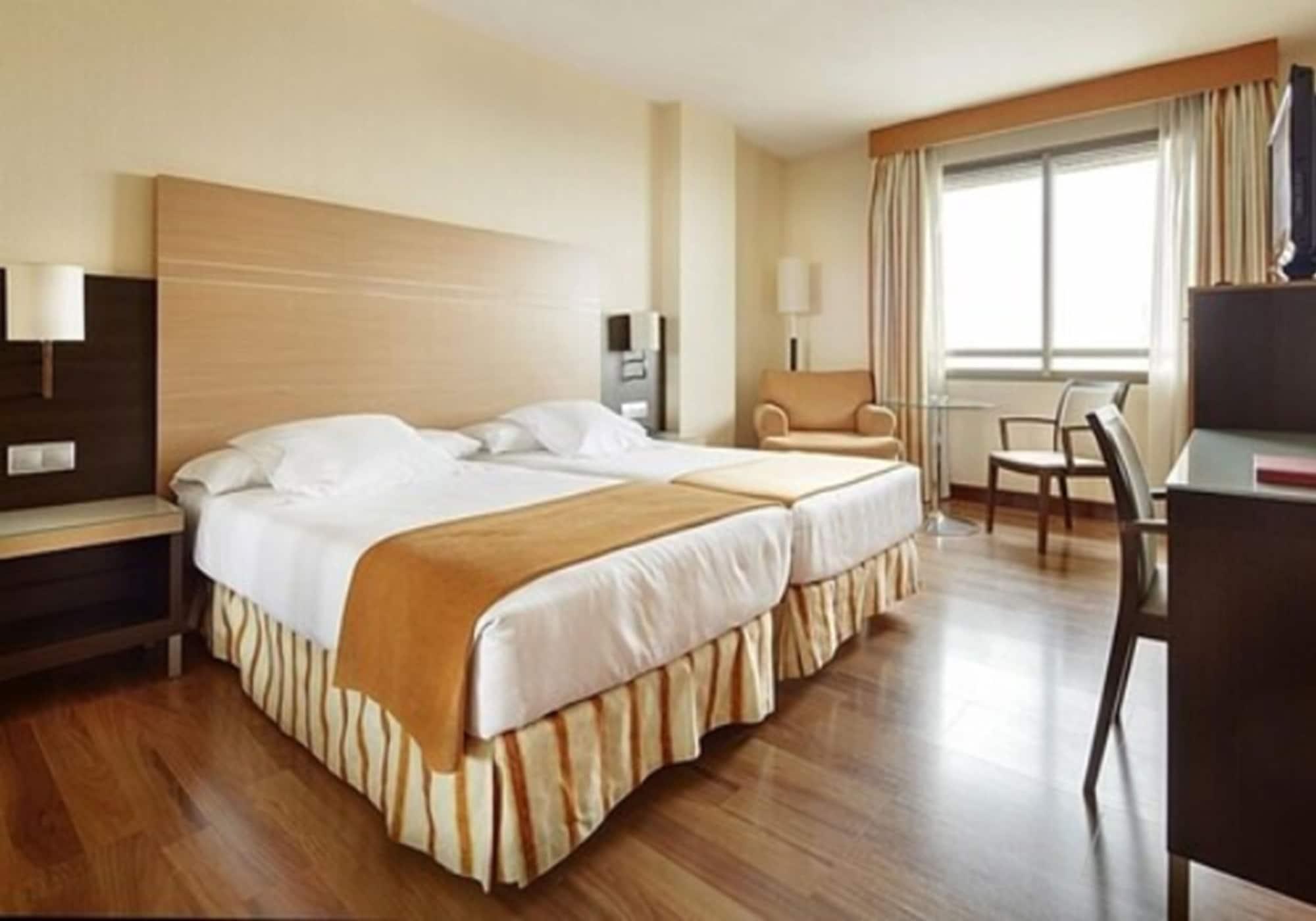 Hotel Blanca De Navarra Pamplona Cameră foto